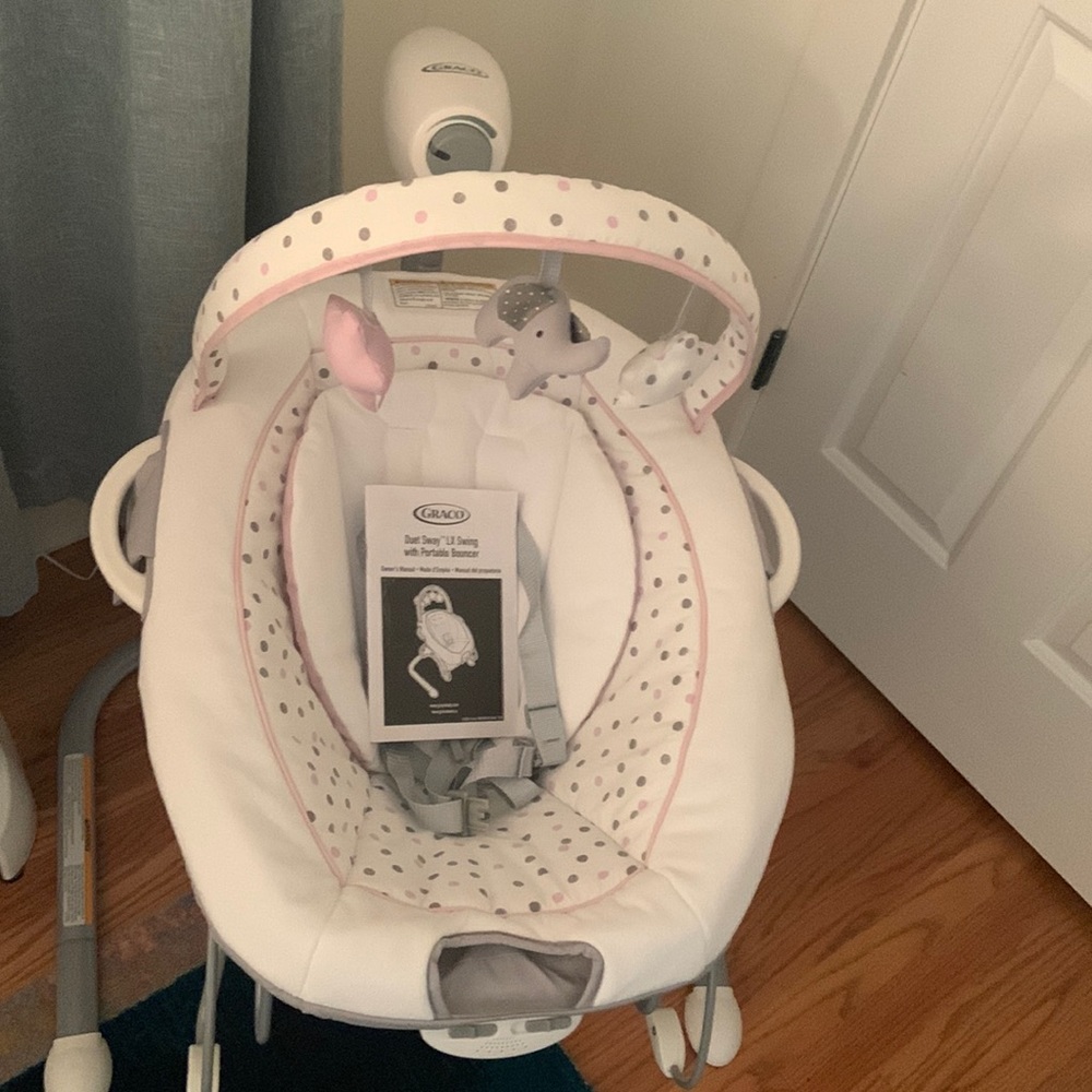 GRACO Duet Sway LX Swing with portable bouncer
